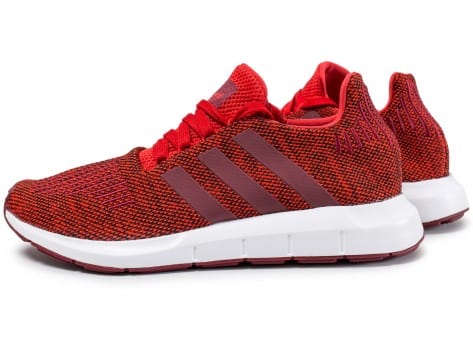 adidas femme chaussure rouge