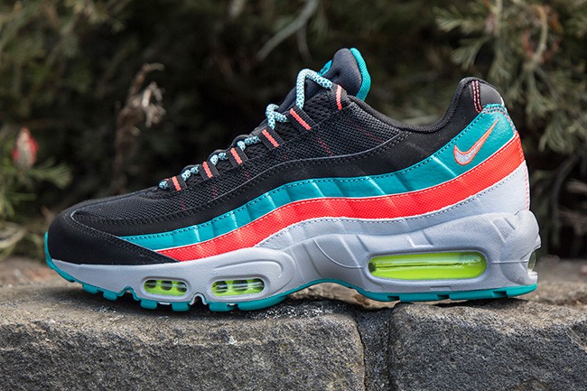 nike air max 95 foot locker
