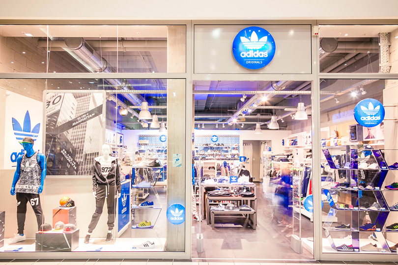 chaussure adidas pharrell