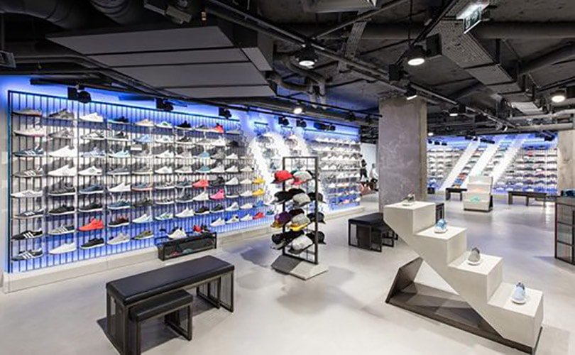 magasin adidas la defense