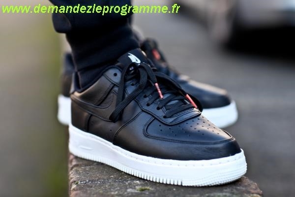 nike air force noir brillant