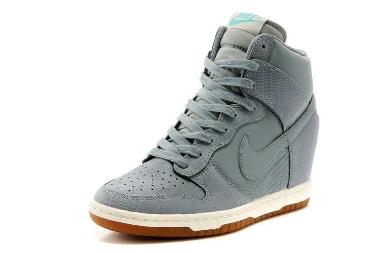 soldes nike dunk sky high