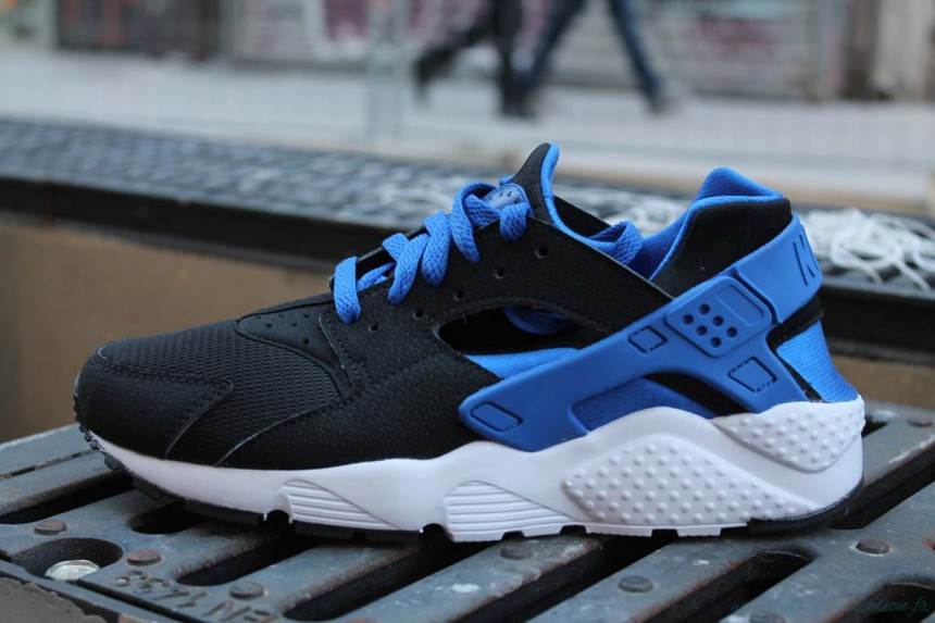 nike huarache bleu noir