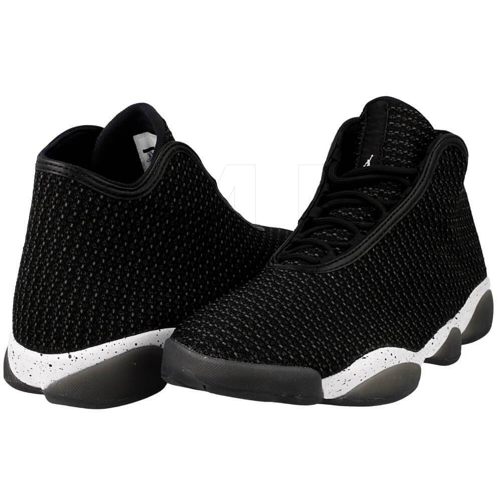 jordan noir et or femme