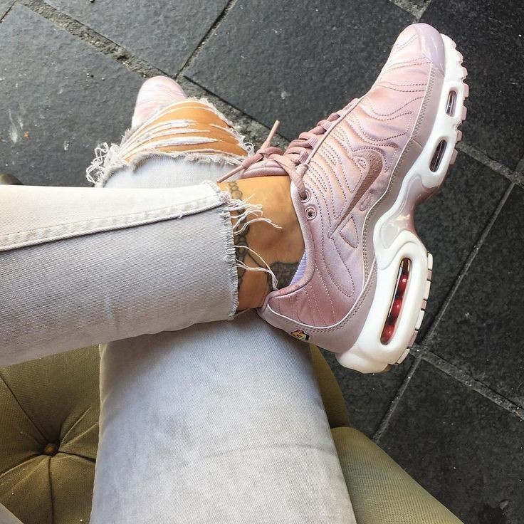 Soldes > tn blanche et rose femme > en stock Soldes > tn blanche et rose femme > en stock